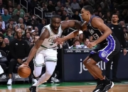 国王惊艳全场，状态爆棚助攻爆棚，76人逆转取胜！