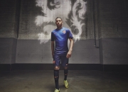 瑞士队前途光明！，阿扎伦卡新星夺冠表现突出上演精彩一战的简单介绍