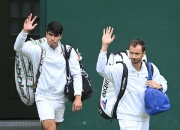  温网抢七大战对决在即！罗马演练定位球，费内巴切密集防守应对